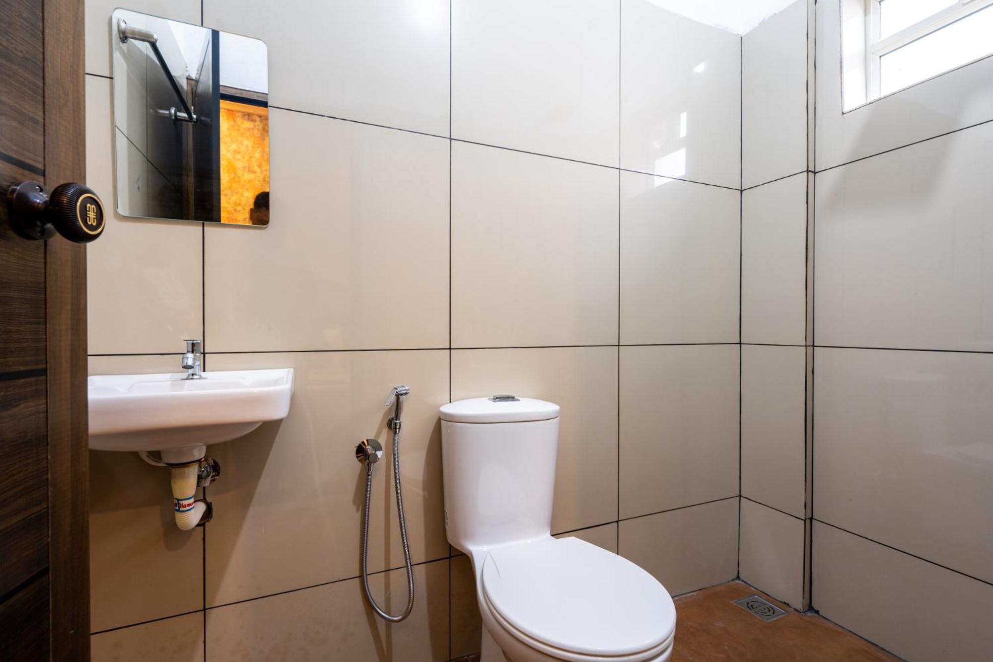 Hotel Yaad Residency Kochi Zewnętrze zdjęcie