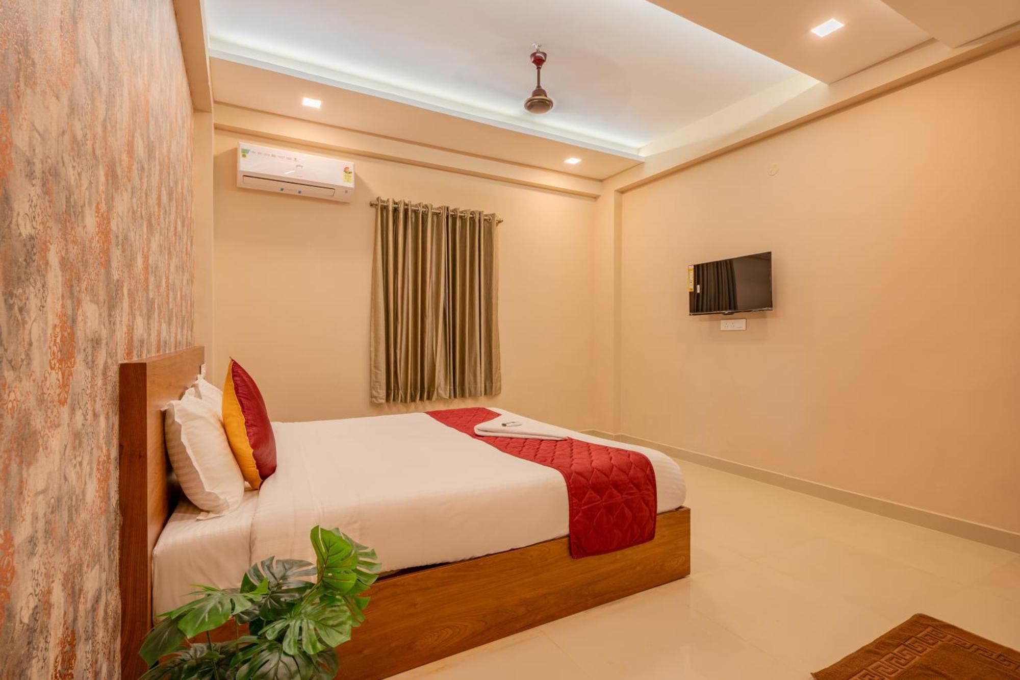 Hotel Yaad Residency Kochi Zewnętrze zdjęcie