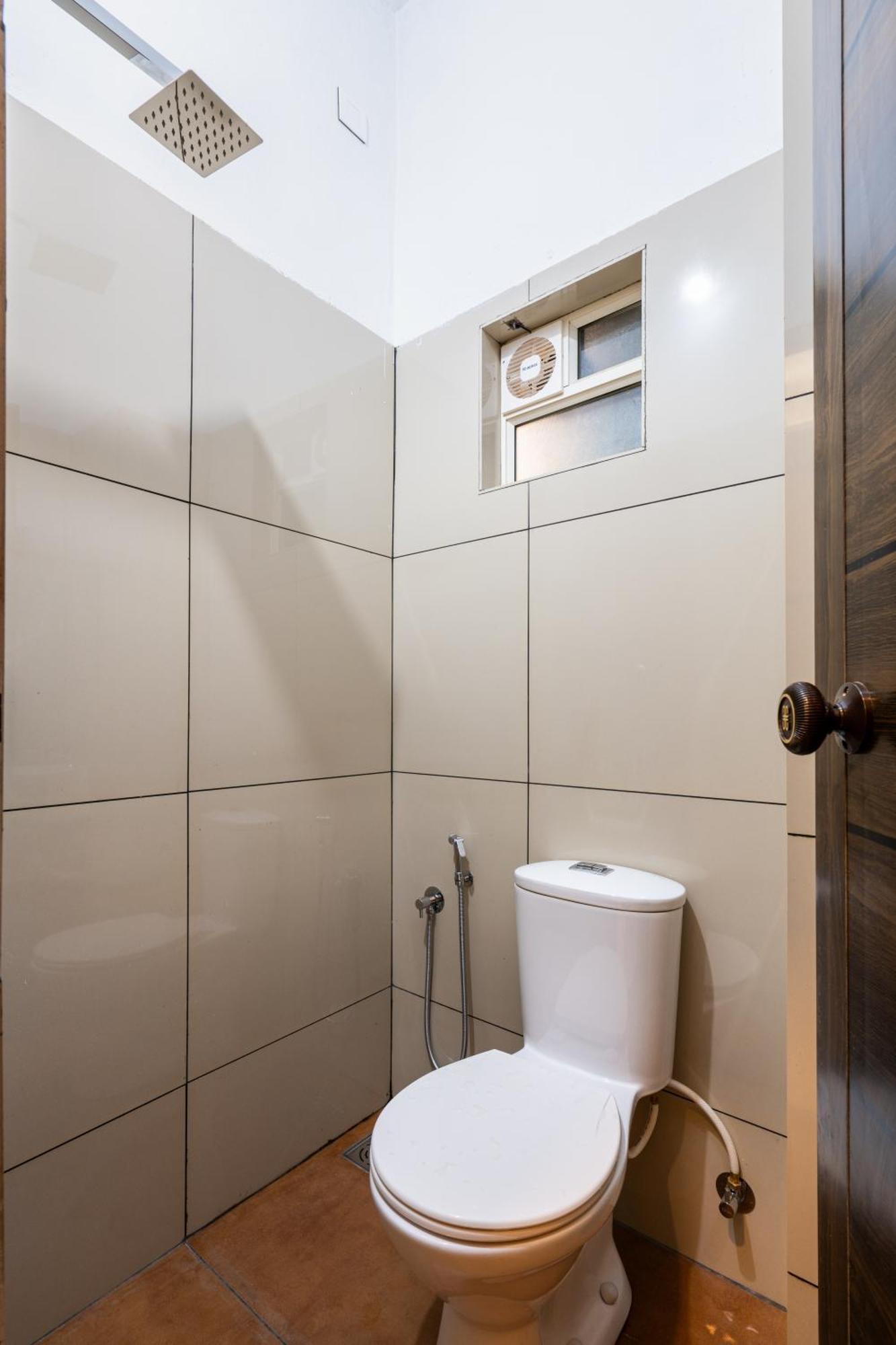 Hotel Yaad Residency Kochi Zewnętrze zdjęcie