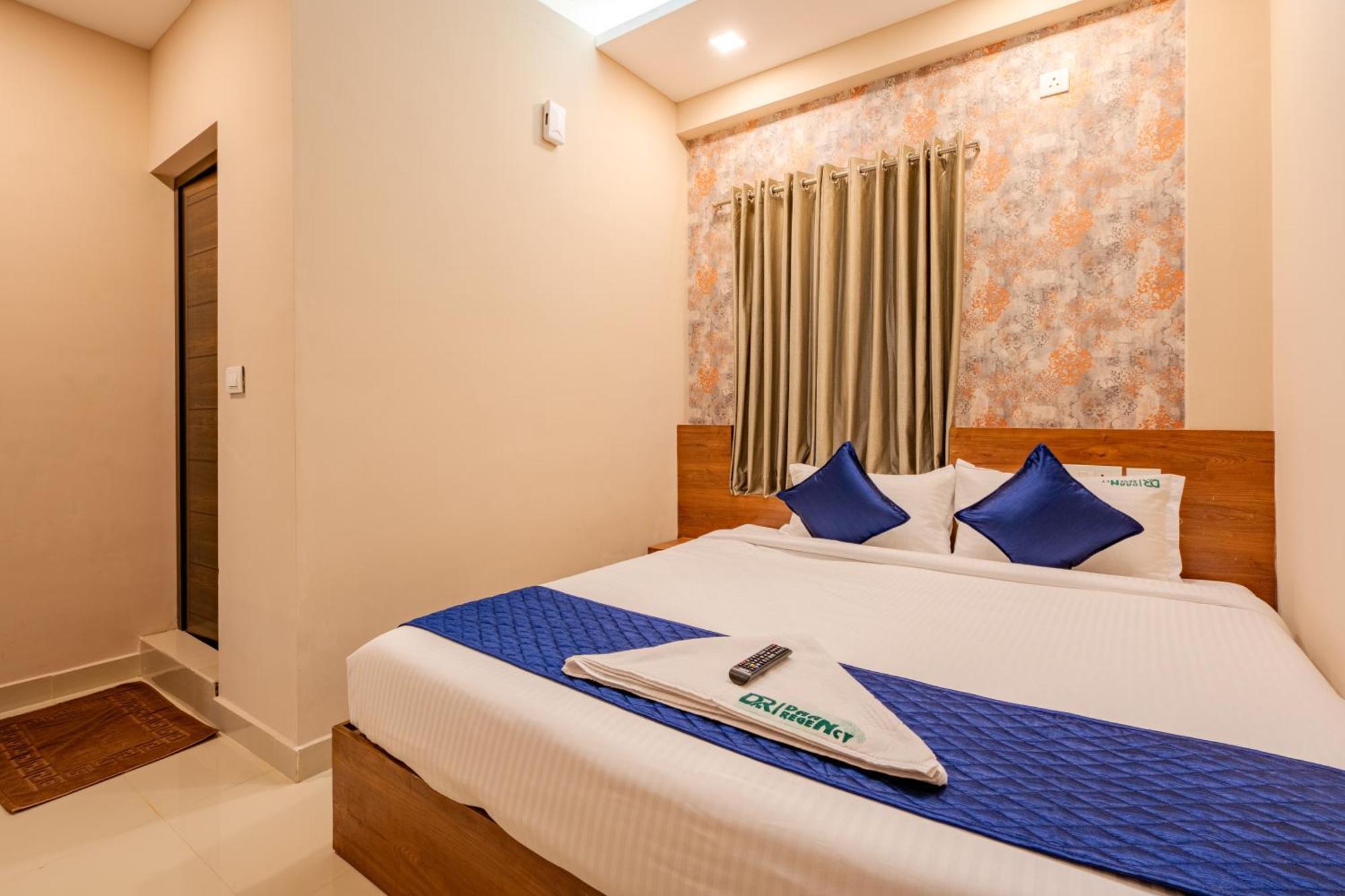 Hotel Yaad Residency Kochi Zewnętrze zdjęcie