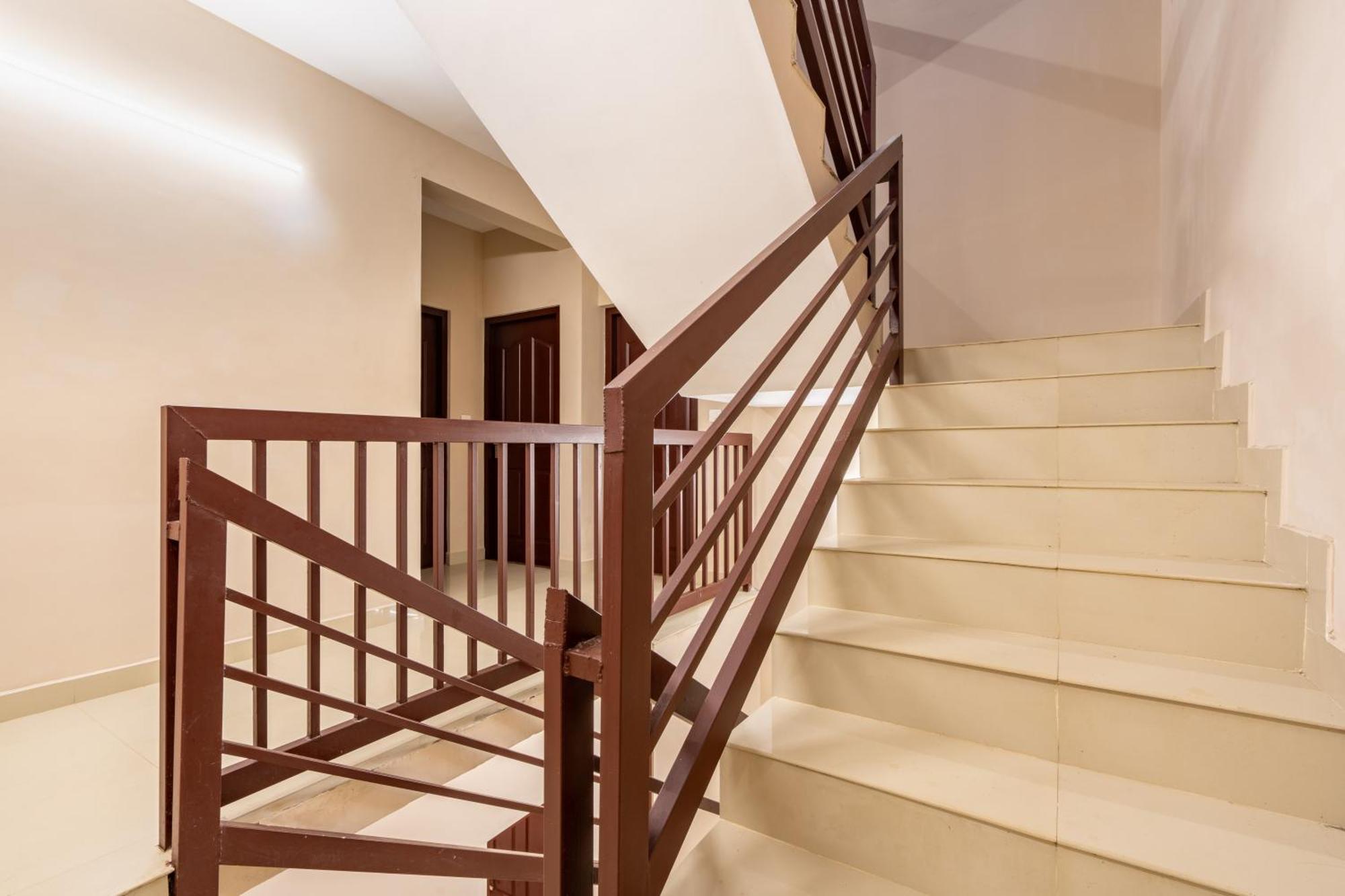 Hotel Yaad Residency Kochi Zewnętrze zdjęcie