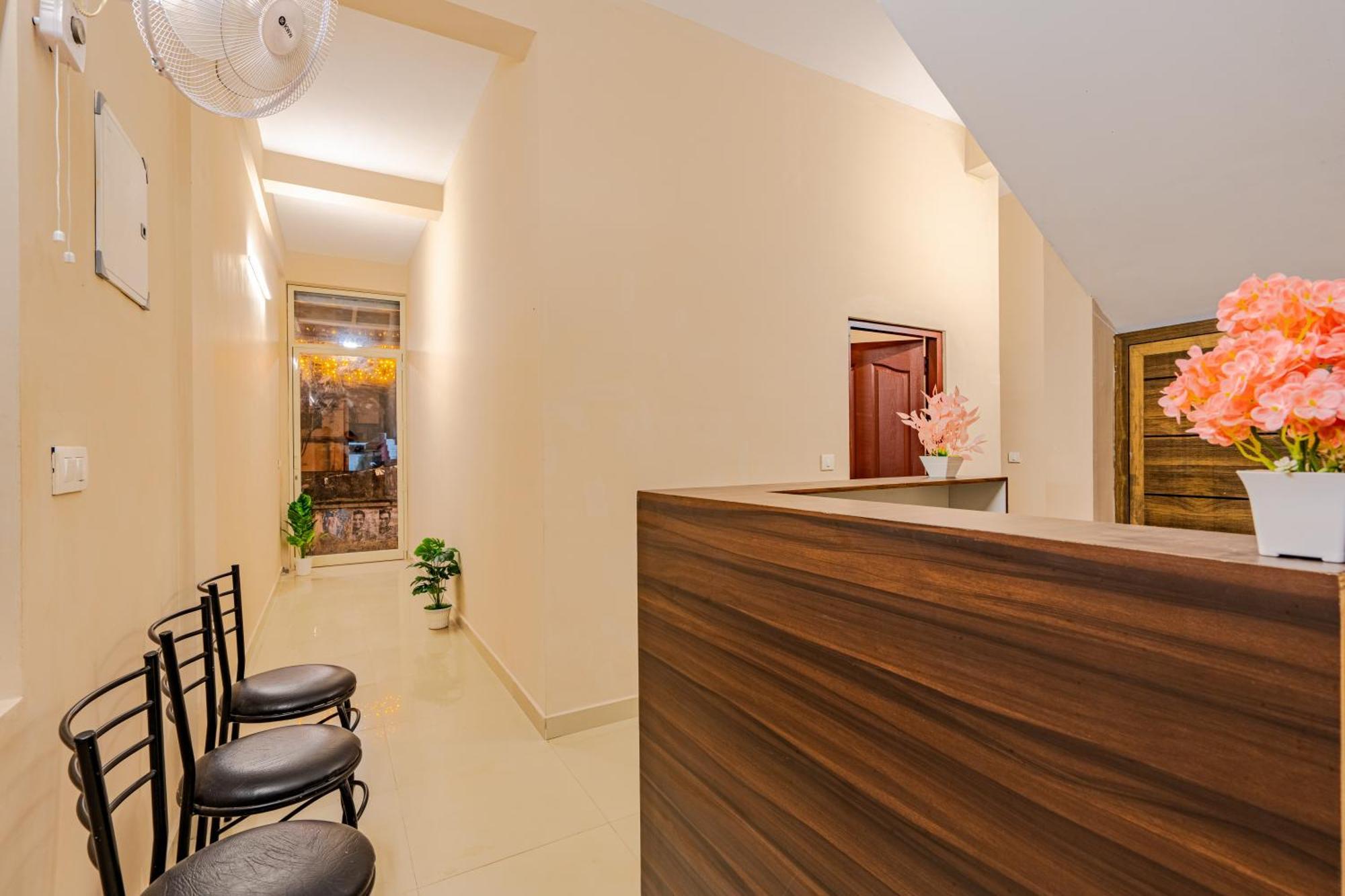 Hotel Yaad Residency Kochi Zewnętrze zdjęcie